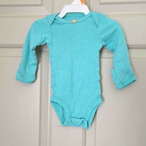 10/$10 Carter's nb longsleeve onesie - Picture 1 of 5
